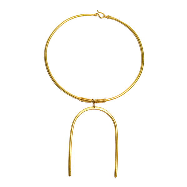 A bold and daring brass necklace that will compliment any outfit.