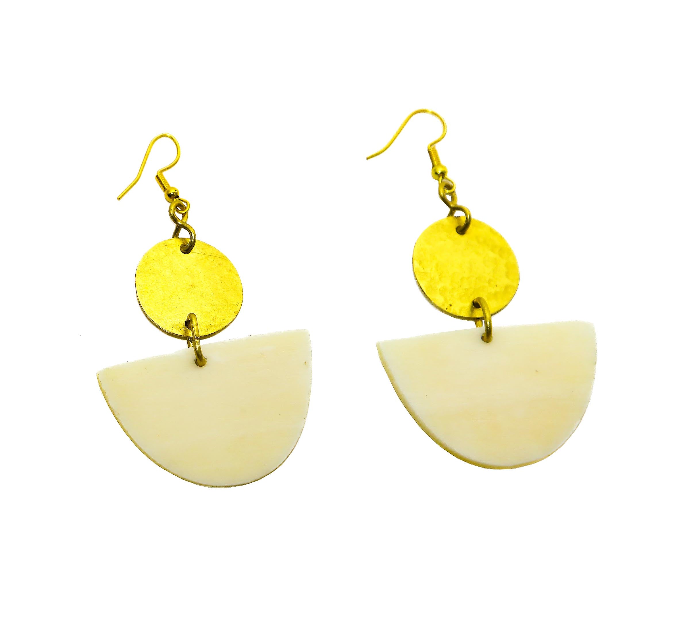 These handmade lightweight brass and bone Johari earrings are perfect for your everyday look.