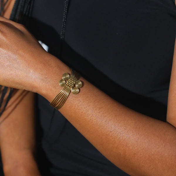 Handcrafted brass wired bracelet for everyday style. 